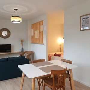 https://appartement-port-de-56000.inbrittany.com