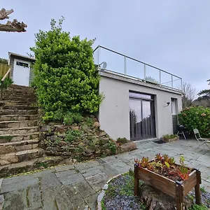 https://jardin-sur-leau-appt-vue-mer.inbrittany.com